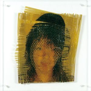 櫻井裕子「暗い場所のない世界」
