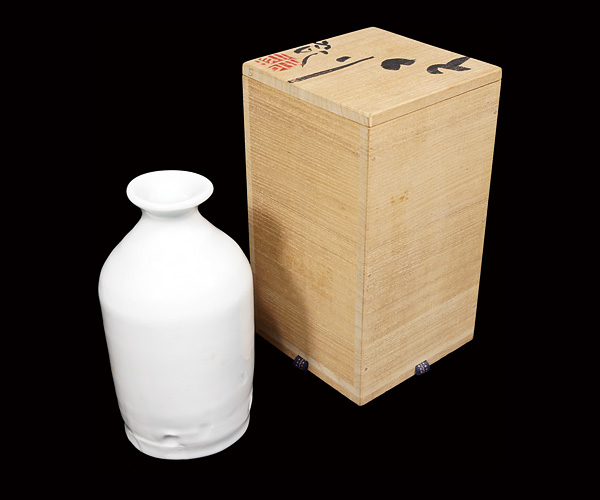 Koie Ryoji “Tokkuri（Sake server）”