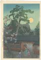 Moonrise at NezuGongen